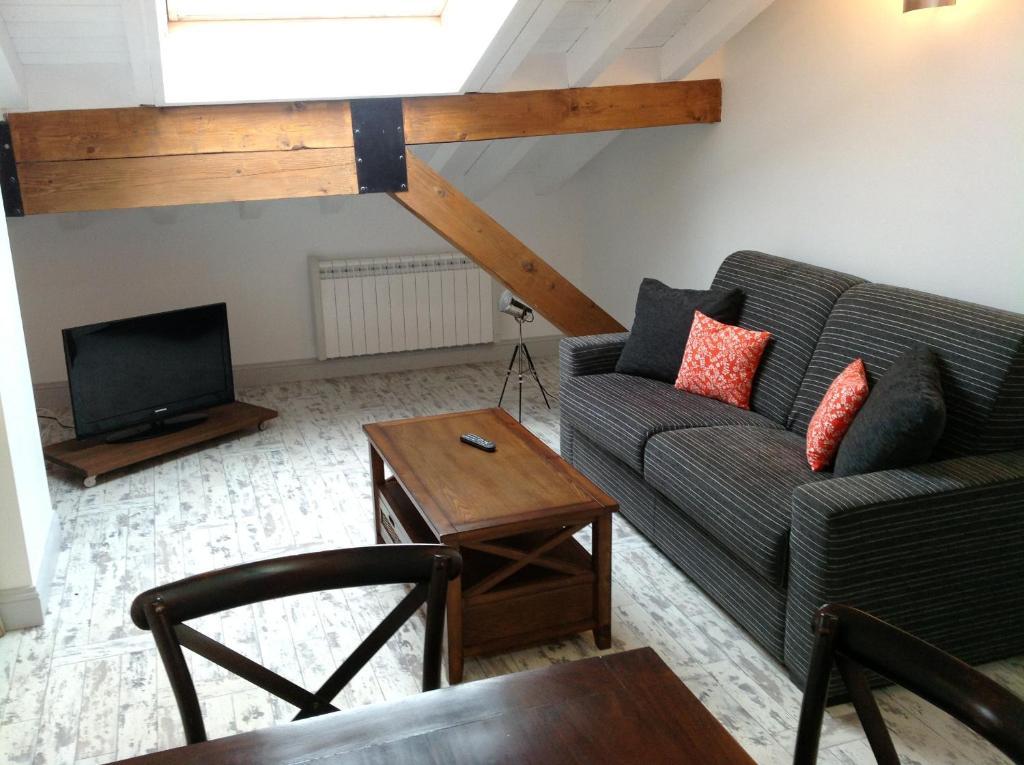 Apartamentos Rurales La Villa De Piedra Cartes Pokój zdjęcie