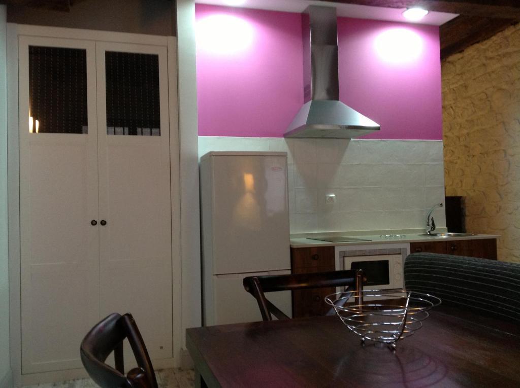Apartamentos Rurales La Villa De Piedra Cartes Pokój zdjęcie