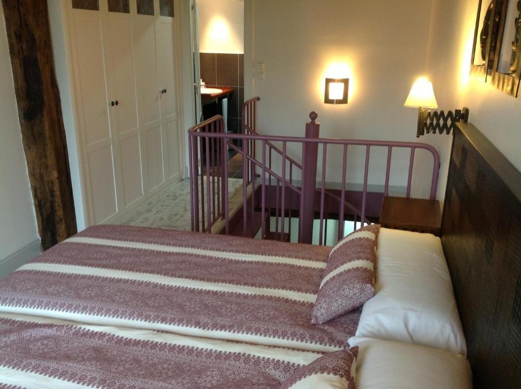 Apartamentos Rurales La Villa De Piedra Cartes Pokój zdjęcie