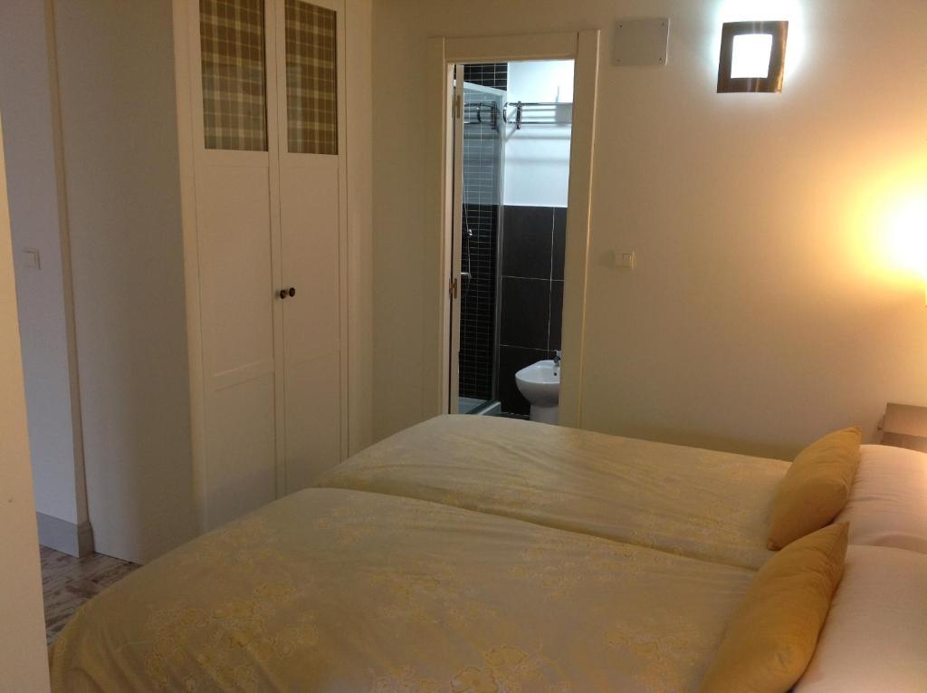Apartamentos Rurales La Villa De Piedra Cartes Pokój zdjęcie