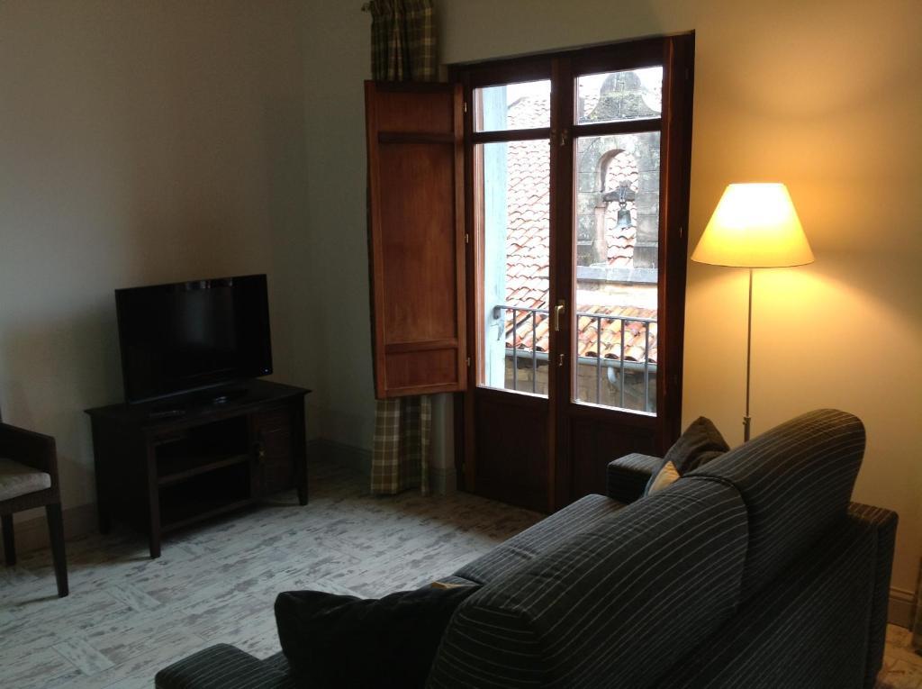 Apartamentos Rurales La Villa De Piedra Cartes Pokój zdjęcie