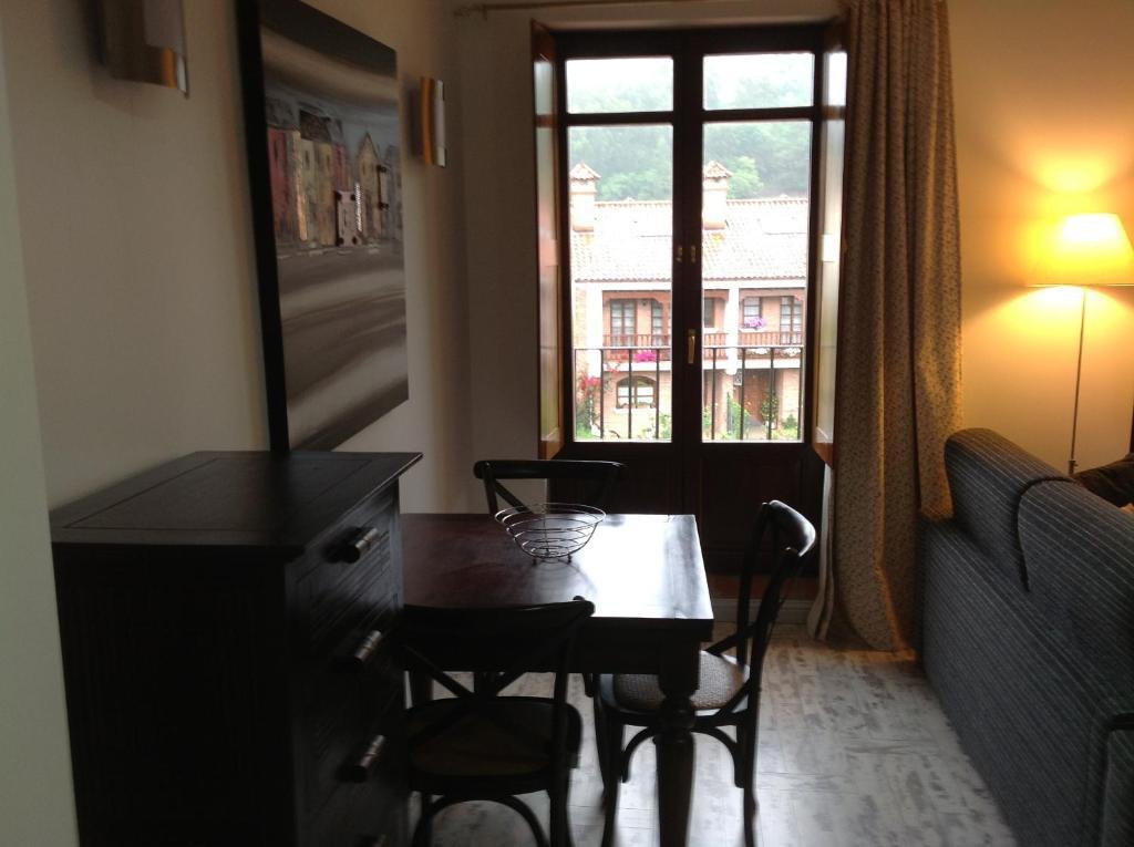 Apartamentos Rurales La Villa De Piedra Cartes Pokój zdjęcie