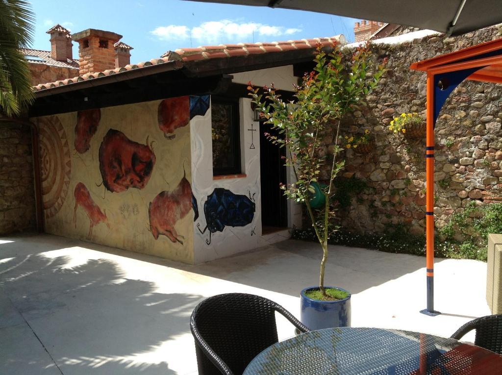 Apartamentos Rurales La Villa De Piedra Cartes Zewnętrze zdjęcie