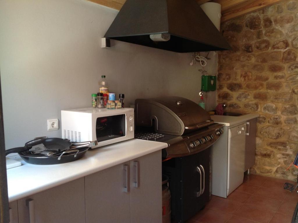 Apartamentos Rurales La Villa De Piedra Cartes Zewnętrze zdjęcie